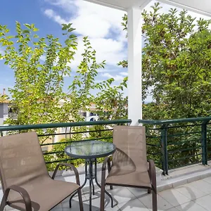 Apartment Amadeo, Hanioti