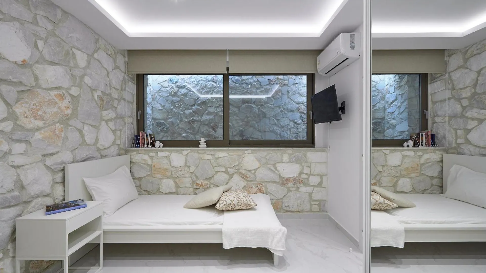Sea View Villa Sofia Hanioti